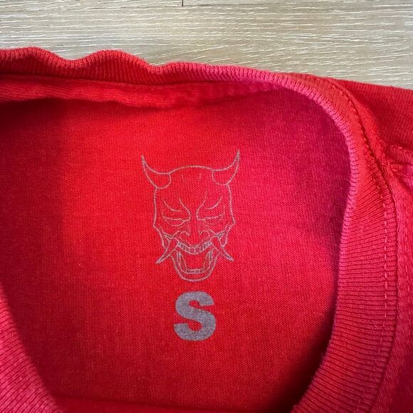 Corrupted Strength Red Misfits Gym Shirt Size Small Fitness Training Work Out - Picture 2 of 5